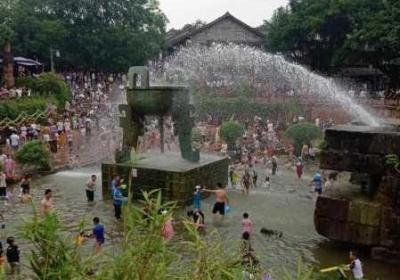 黄龙直捣溪水潺潺的生态奇迹 黄龙直捣溪水潺潺秋千玩法