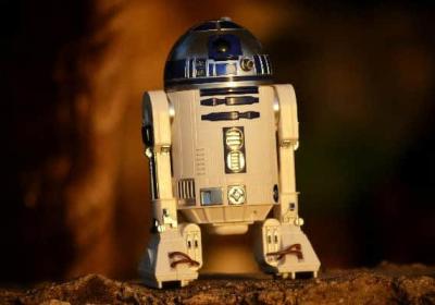 如何在2025年用OPPO手机实现语音拨打电话